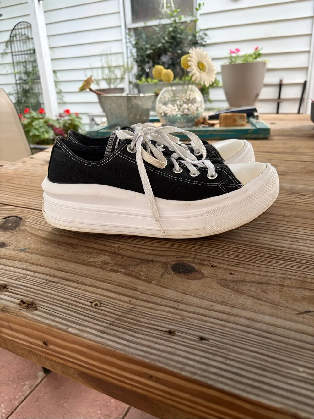 Converse Chuck Taylor All Star Move Platform Black White Women’s Size 10 570256C